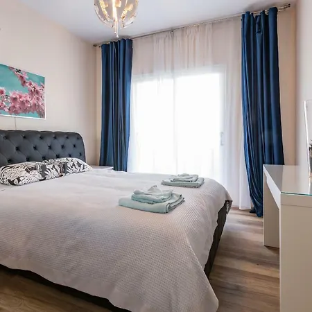 Sun Island Apartment Paphos